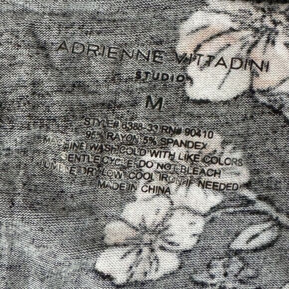 adrienne vittadini Night Gown Floral Size Medium - Picture 3 of 9